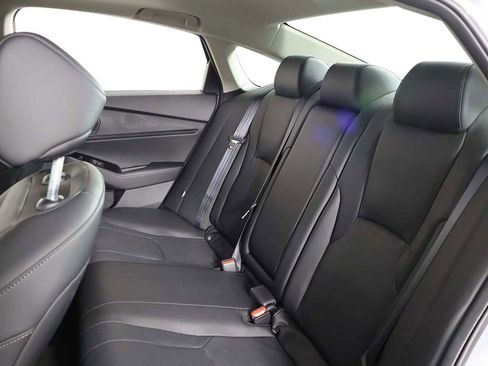 Used 2023 Honda Accord Touring image 34