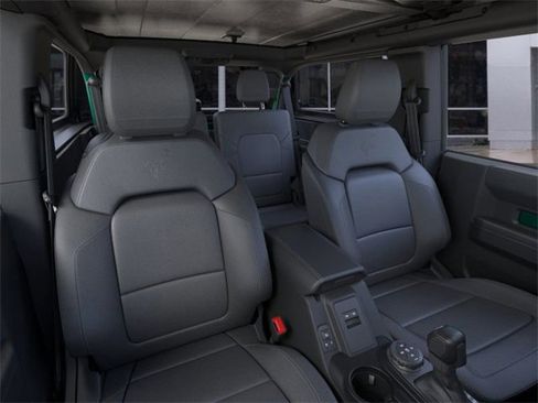 New 2025 Ford Bronco Badlands image 10