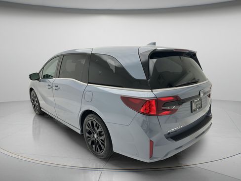 Used 2025 Honda Odyssey Sport-L image 7