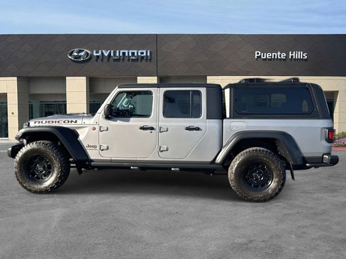 Used 2020 Jeep Gladiator Rubicon image 3