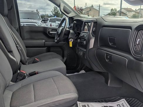 Used 2019 Chevrolet Silverado 1500 Custom w/ Custom Value Package AWD/4WD image 25