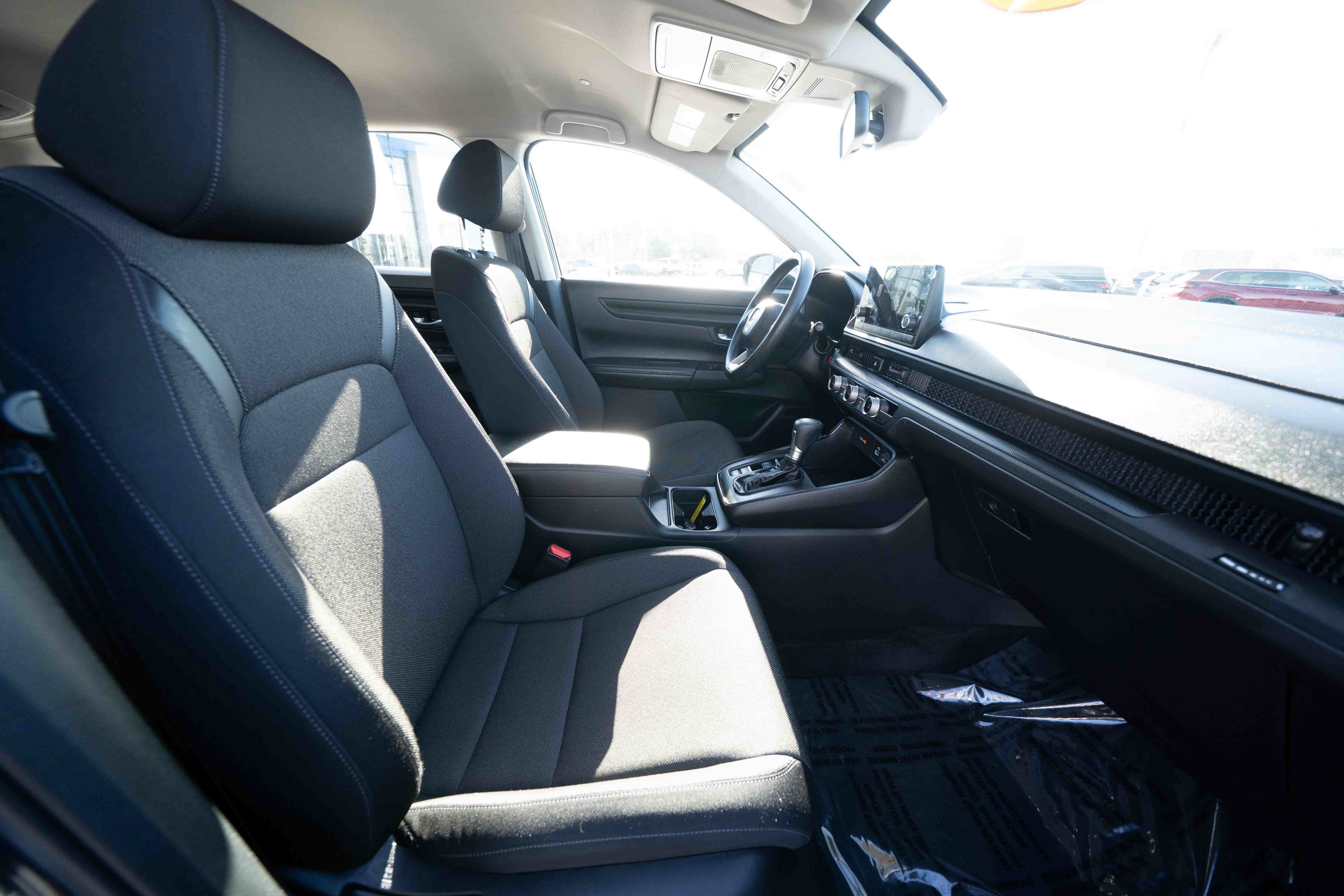 Used 2024 Honda CR-V LX image 27