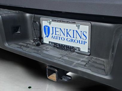 Used 2022 Nissan Frontier SV