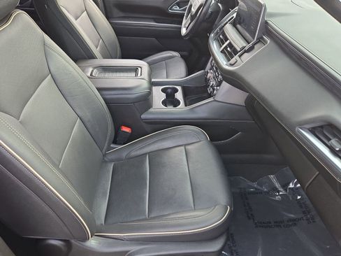 Used 2021 GMC Yukon SLT image 32