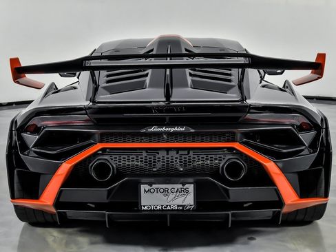 Used 2021 Lamborghini Huracan STO image 16