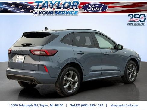 Certified 2024 Ford Escape ST-Line w/ Tech Pack #1 AWD/4WD image 4
