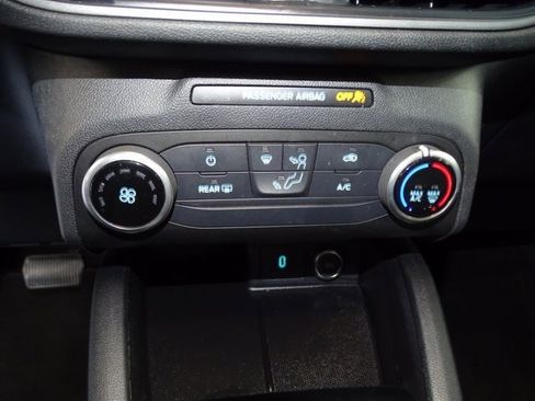 Used 2020 Ford Escape S image 10