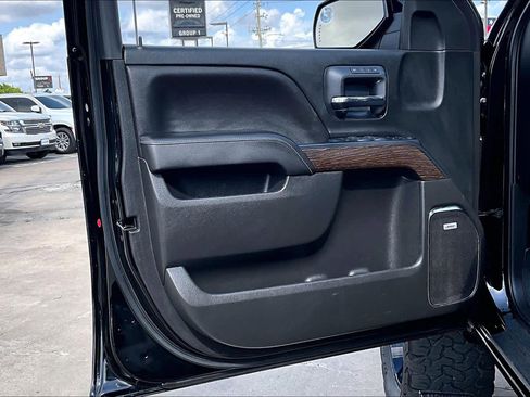 Used 2018 GMC Sierra 1500 Denali image 22