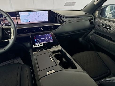 New 2026 INFINITI QX80 Autograph w/ Premium Cargo Package image 30