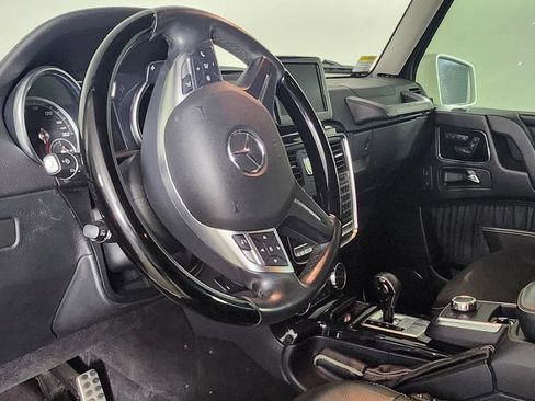Used 2016 Mercedes-Benz G 550 image 10