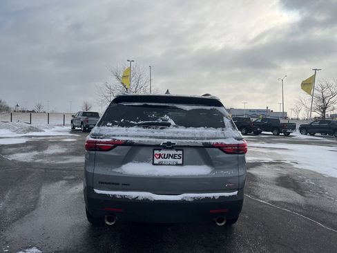 Used 2023 Chevrolet Traverse RS AWD/4WD image 4