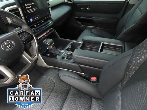 Used 2024 Toyota Tundra Limited image 19