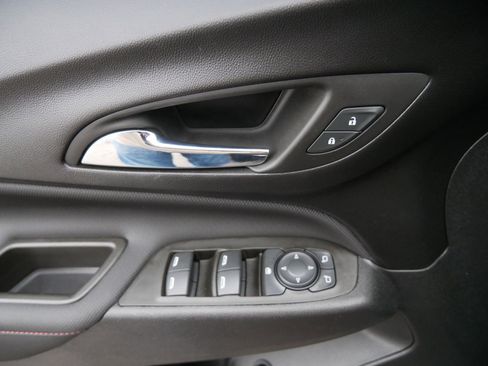 Used 2024 Chevrolet Equinox RS image 16