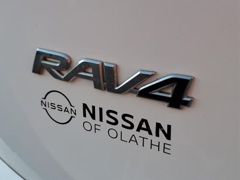 Used 2017 Toyota RAV4 XLE image 25