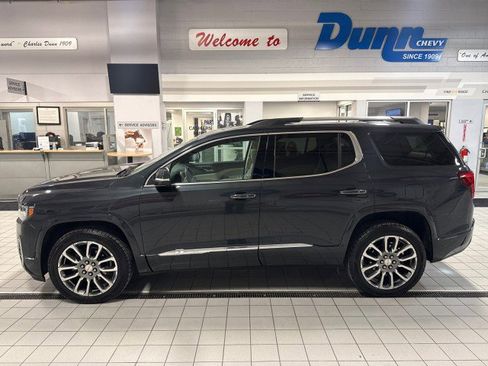 Used 2021 GMC Acadia Denali image 6