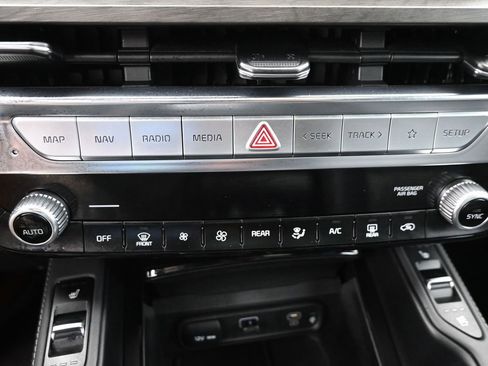 Used 2023 Kia Telluride SX Prestige X-Line AWD/4WD image 21