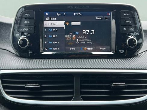 Used 2020 Hyundai Tucson Sport FWD image 19