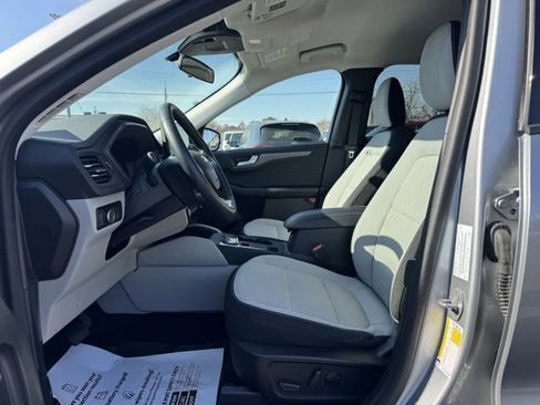 Used 2023 Ford Escape Active w/ Tech Pack #2 image 17