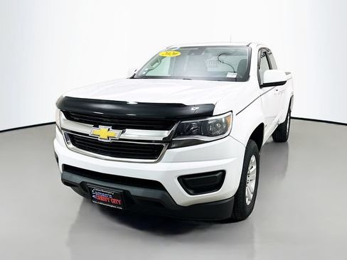 Used 2020 Chevrolet Colorado LT w/ Safety Package RWD image 3