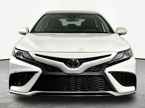 Used 2022 Toyota Camry XSE w/ Carpet Mat Package (TMS) AWD/4WD image 2