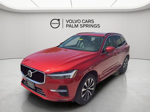 Used 2023 Volvo XC60 B5 Core w/ Climate Package image 3