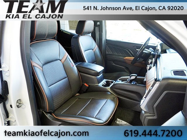 Used 2023 GMC Canyon AT4 w/ AT4 Premium Package AWD/4WD image 14