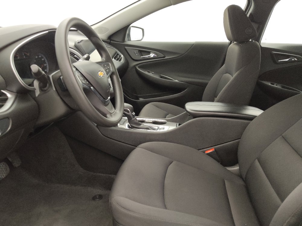 Used 2024 Chevrolet Malibu LT FWD image 17