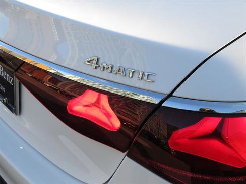 Used 2025 Mercedes-Benz E 350 4MATIC Sedan image 31