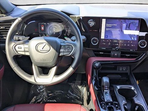 Used 2022 Lexus NX 350h NX 350h Premium image 17