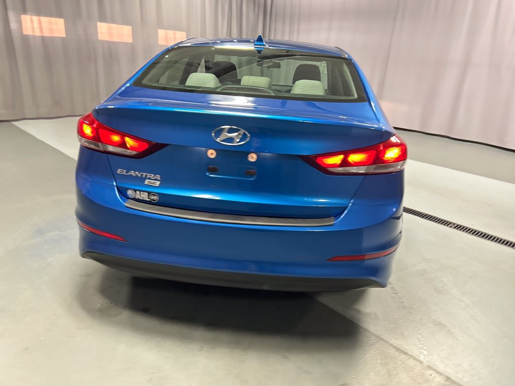 Used 2017 Hyundai Elantra SE FWD image 6