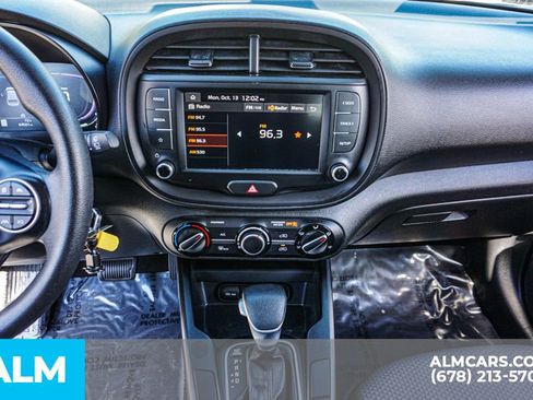 Used 2023 Kia Soul LX image 39