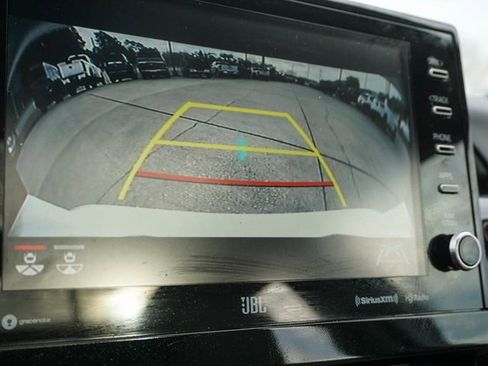 Used 2023 Toyota Camry XLE image 28