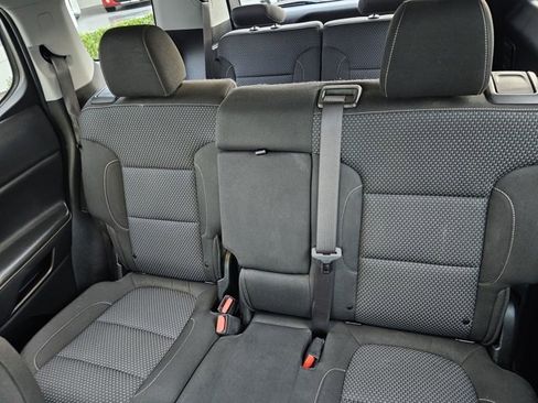 Used 2020 GMC Acadia SLE w/ Driver Convenience Package image 18