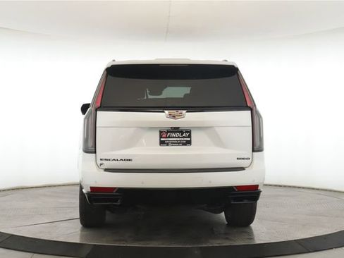 Used 2022 Cadillac Escalade ESV Sport w/ Touring Package image 11