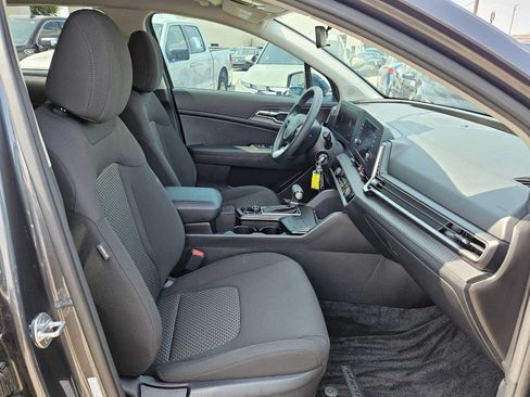 Certified 2024 Kia Sportage LX FWD image 20