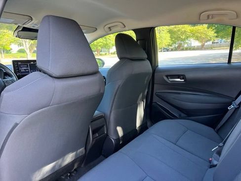 Used 2021 Toyota Corolla LE FWD image 14