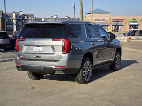 New 2026 GMC Yukon Denali w/ Sun & Power Step Package image 5