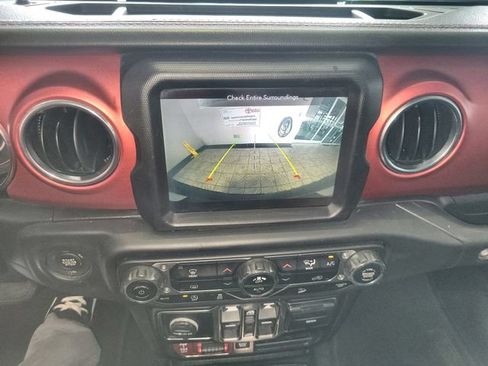 Used 2020 Jeep Wrangler Unlimited Rubicon AWD/4WD image 17