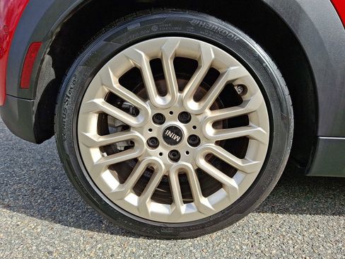 Used 2025 MINI Cooper S image 8