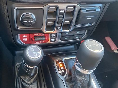 New 2026 Jeep Gladiator Rubicon w/ Safety Group image 32