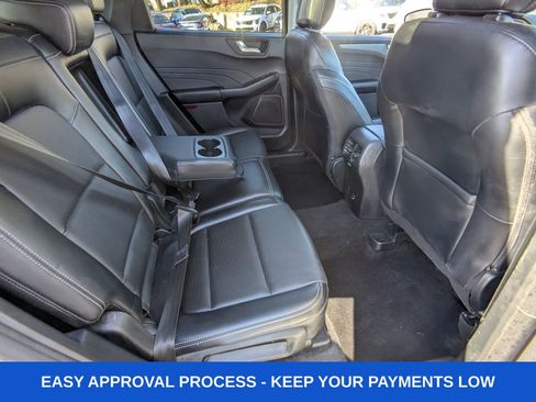 Used 2022 Ford Escape Titanium w/ Class II Trailer Tow Package AWD/4WD image 16