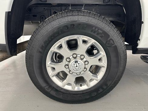 Used 2024 RAM 2500 Laramie image 65