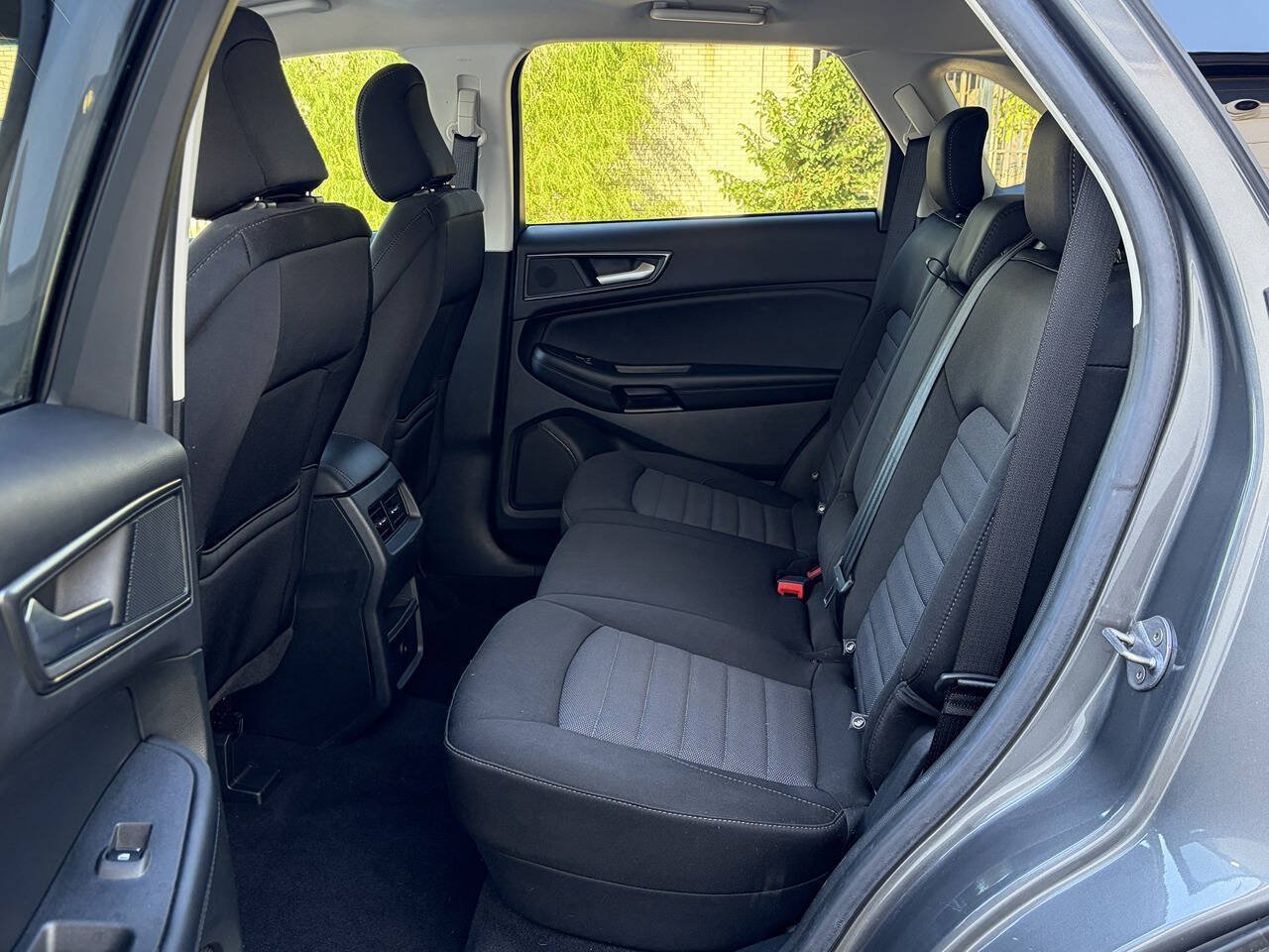 Used 2023 Ford Edge SE w/ Black Appearance Package AWD/4WD image 22