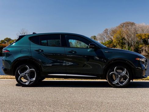 New 2026 Alfa Romeo Tonale w/ Active Assist Package AWD/4WD image 2