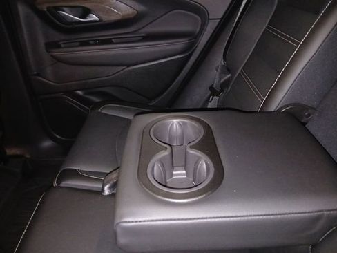 Used 2022 GMC Terrain Denali w/ Denali Premium Package image 43