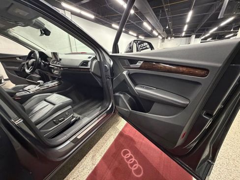 Used 2019 Audi Q5 3.0T Premium Plus w/ Premium Plus Package AWD/4WD image 36