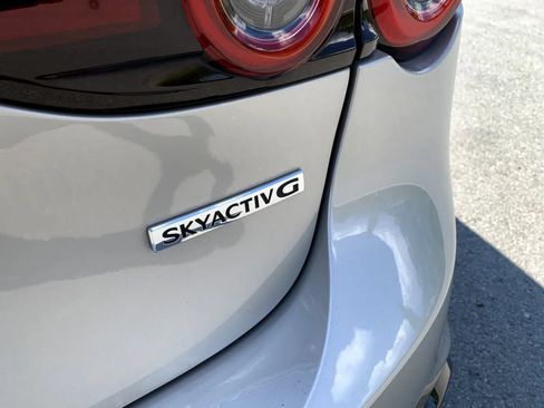 Used 2025 MAZDA MAZDA3 2.5 S Hatchback w/ Premium Pkg FWD image 12