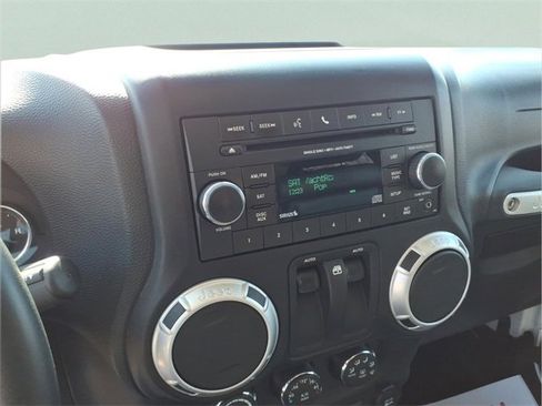 Used 2012 Jeep Wrangler Rubicon w/ Dual Top Group image 16