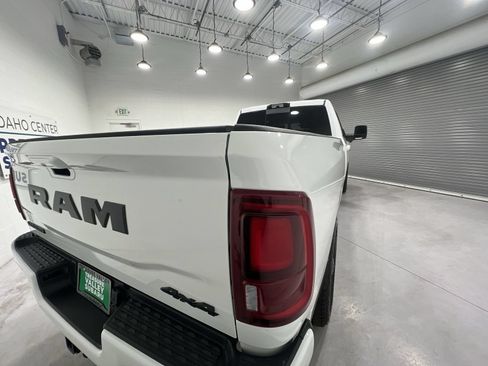 Used 2025 RAM 2500 Laramie AWD/4WD image 8