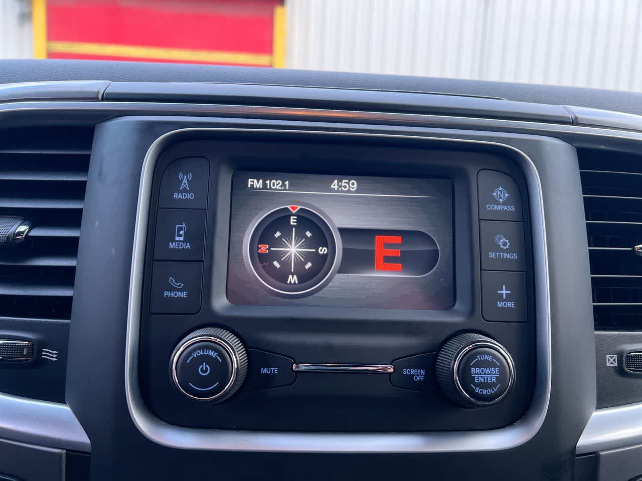 Used 2024 RAM 1500 Warlock AWD/4WD image 18